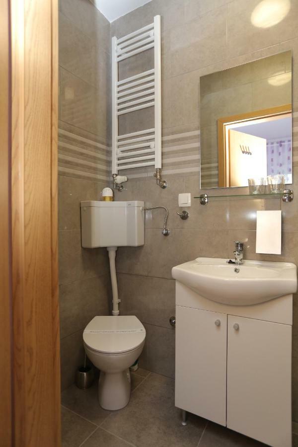 Apartmani Ksenija Krapinske Toplice Εξωτερικό φωτογραφία